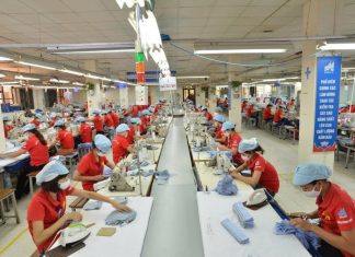 Không thể tiếp tục dựa vào lợi thế chi phí thấp để cạnh tranh